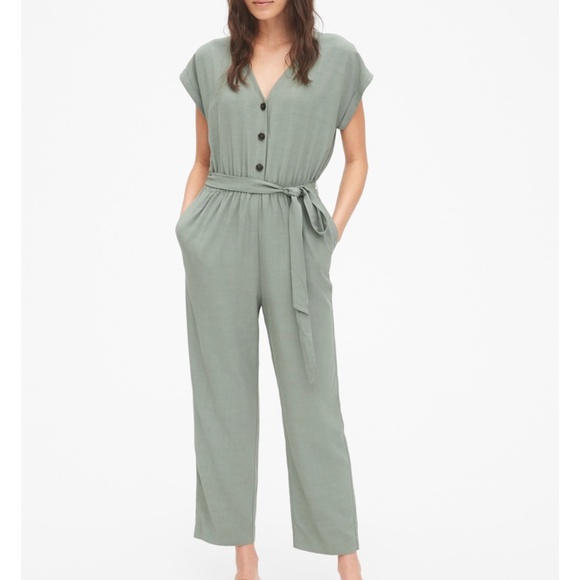 Gap Short Sleeve Button-Front Jumpsuit - Picture 1 of 7